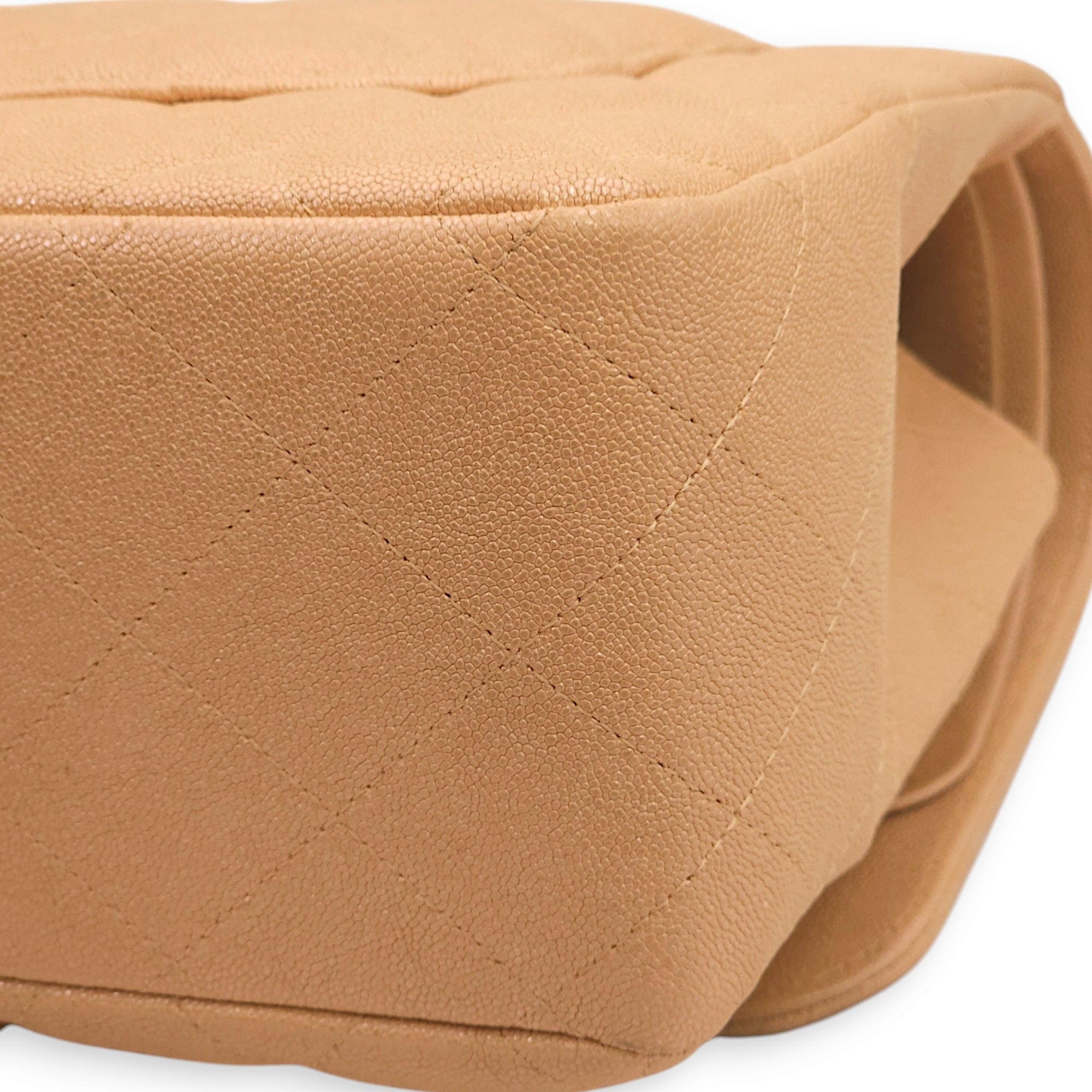 Classic Double Flap Iridescent Beige Shoulder Bag in Caviar Leather, Gold hardware - Image 5