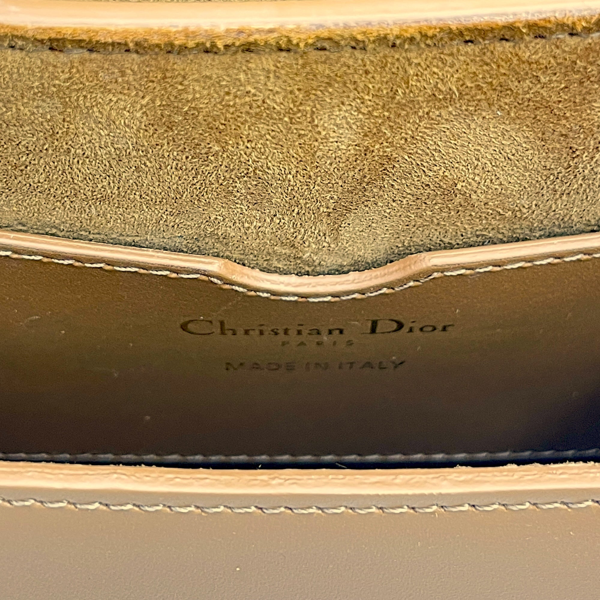 Bobby Small Camel Crossbody Bag in Smooth Calf, Gold hardware - Image 7