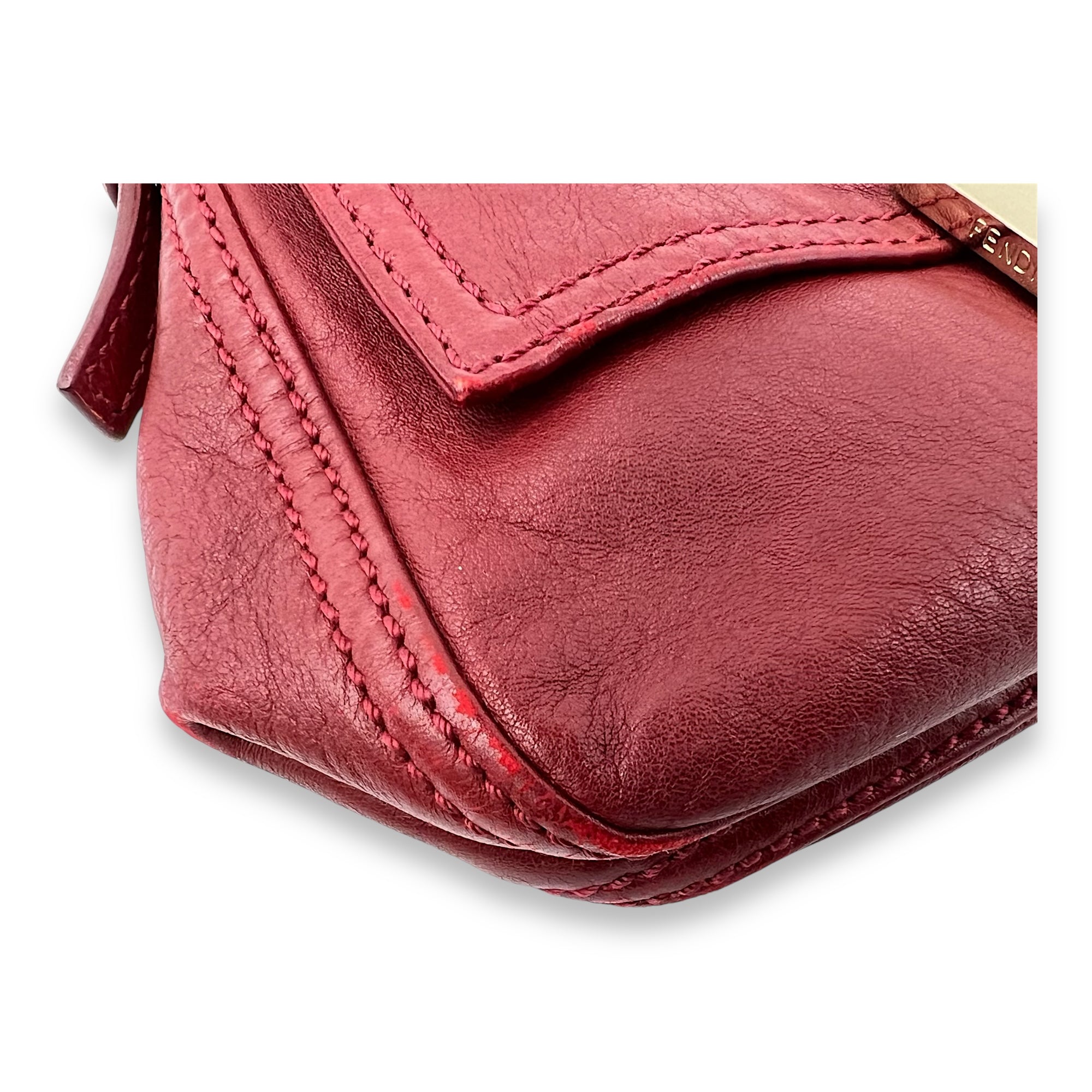 Baguette Shoulder Bag Red in Calfskin, Gold hardware - Image 7
