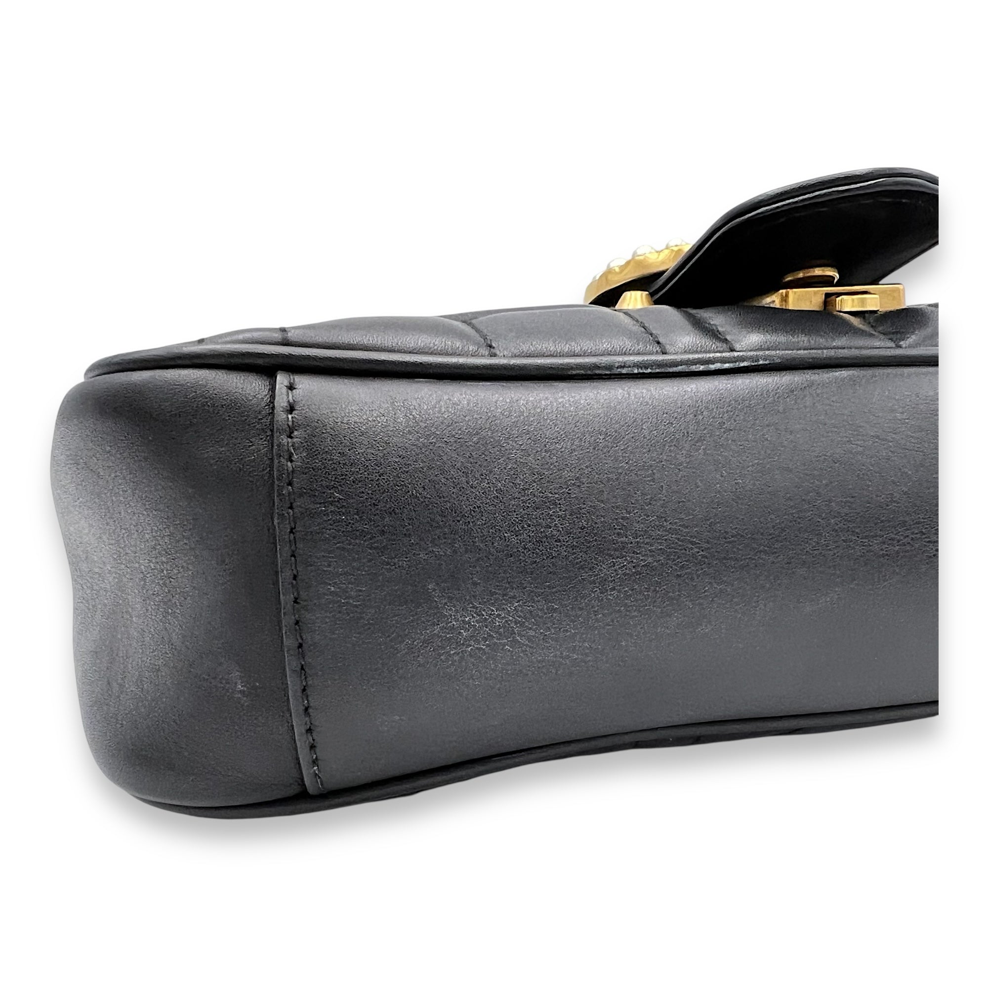 GG Marmont Small Black Shoulder Bag in Calfskin, Gold hardware - Image 9