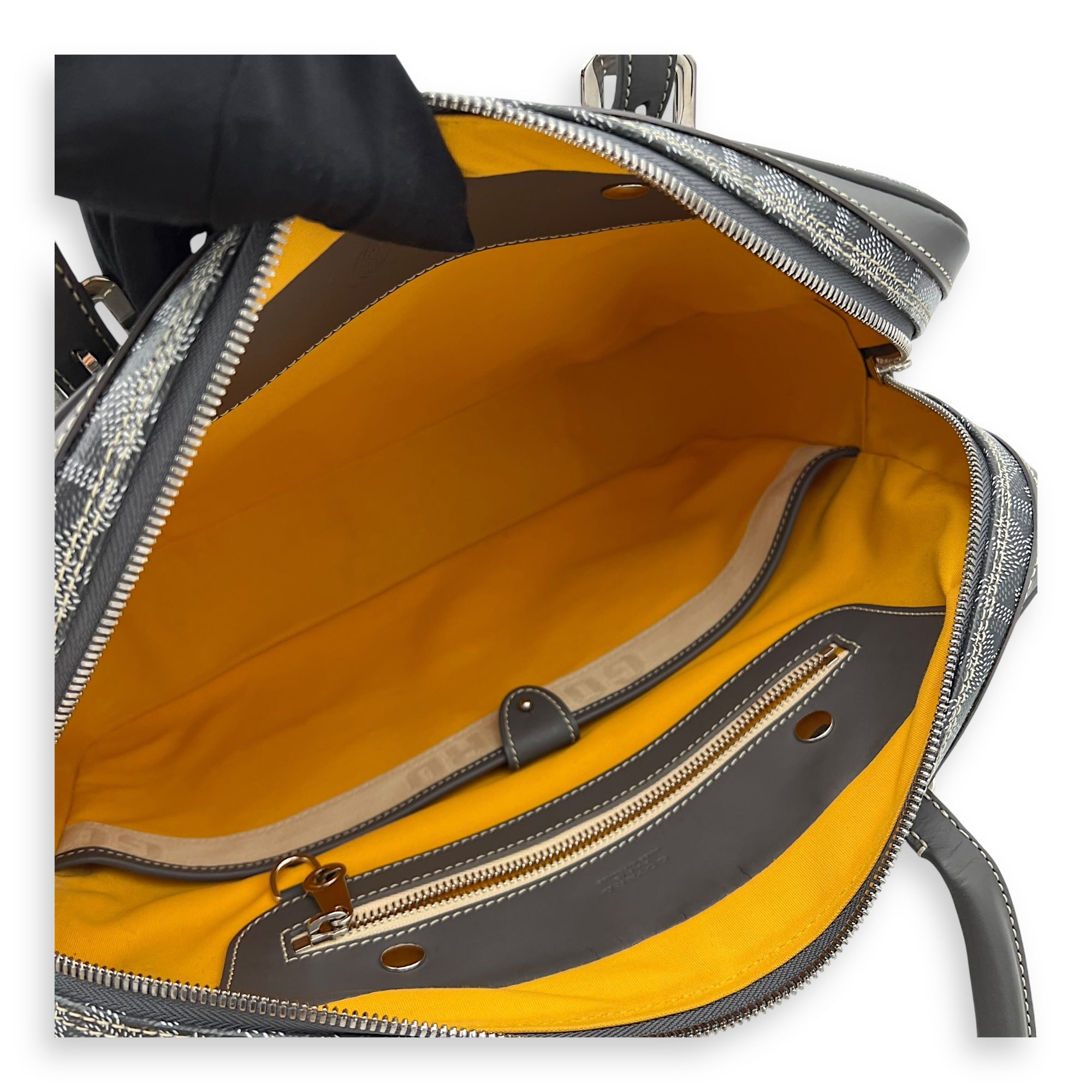 Ambassade Briefcase Grey in Coated Canvas, Silver hardware - Image 9