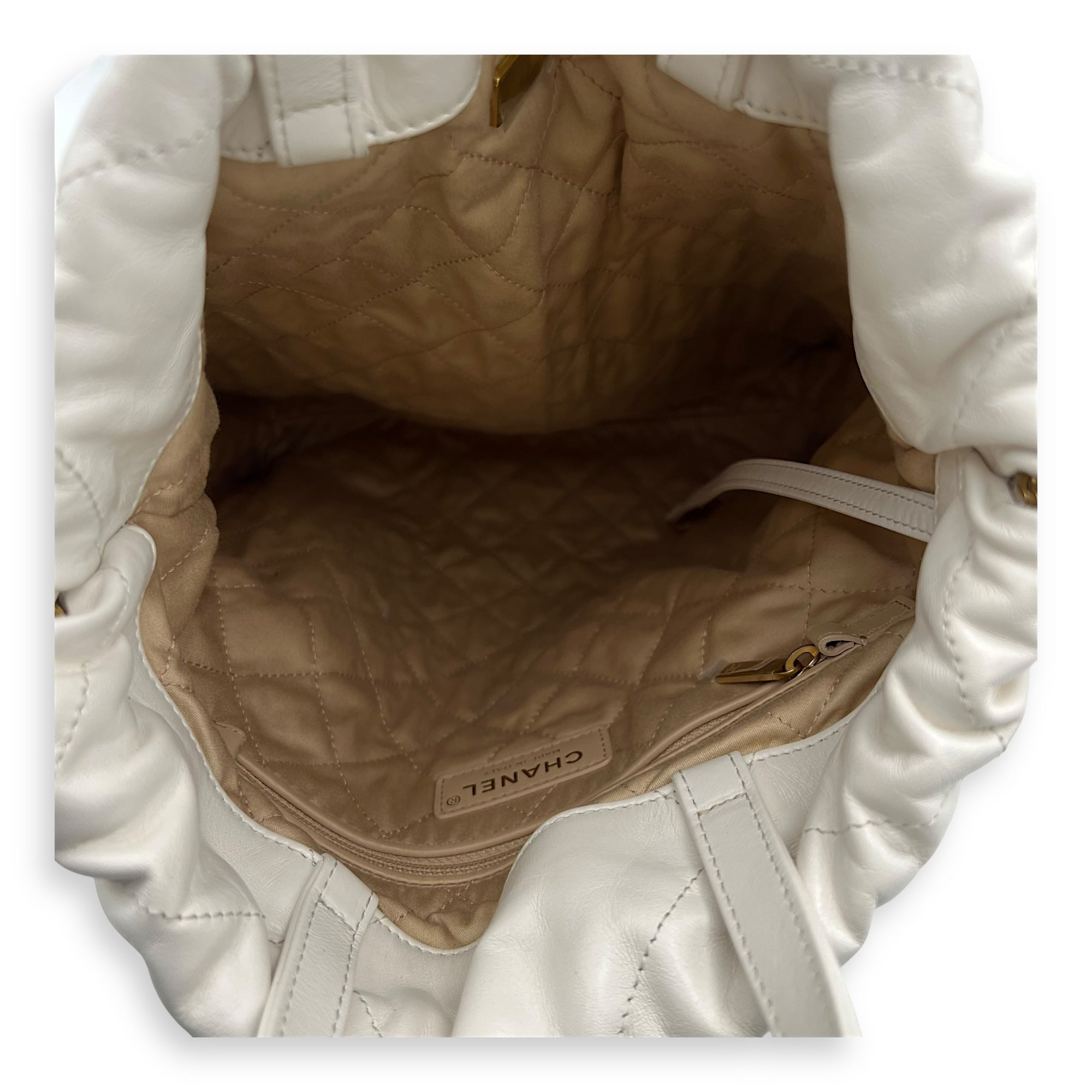 C22 Backpack White in Calfskin, Gold hardware - Image 7