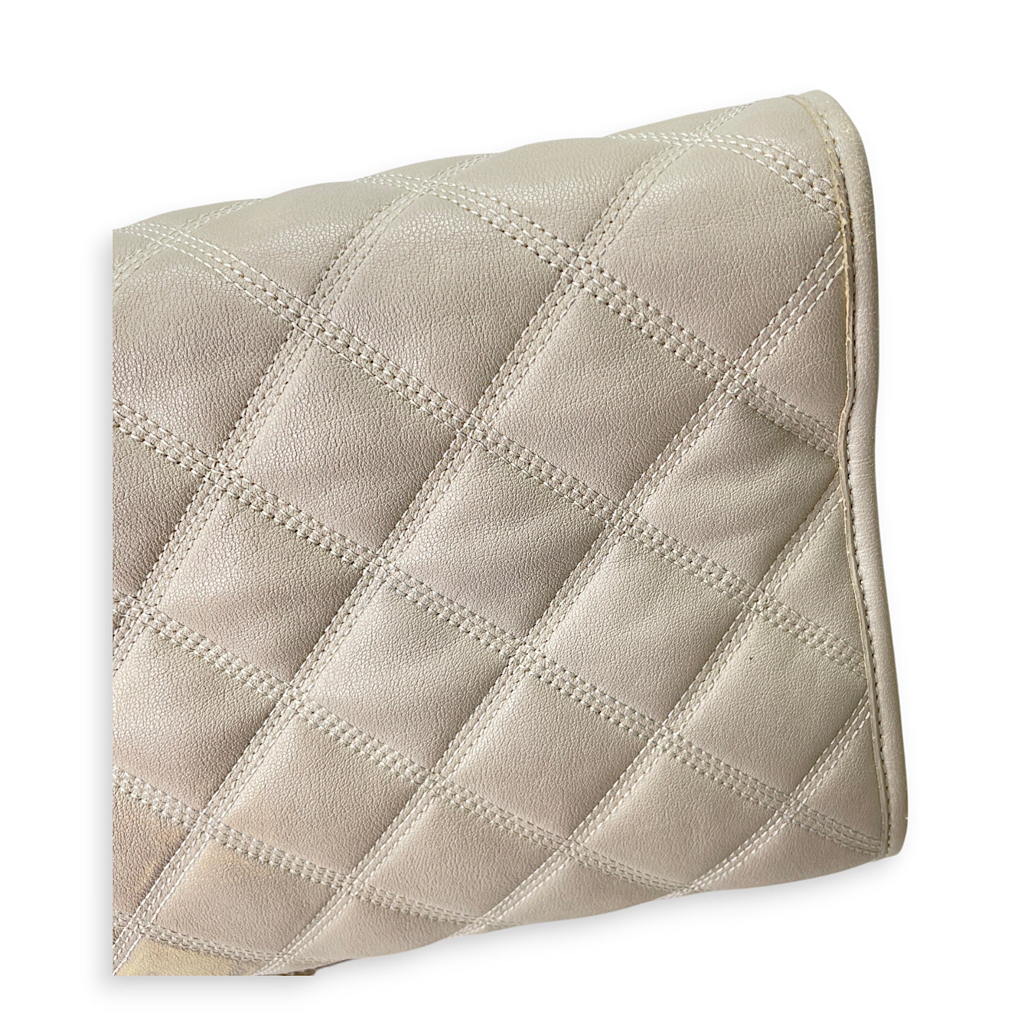 Becky Cream Shoulder Bag in Calfskin, Gold hardware - Image 15
