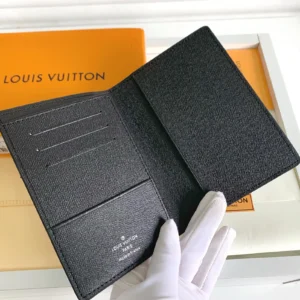 Reliable 5401 Louis Vuitton Card Case For Unisex