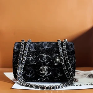 CHANEL FLAP BAG 20CM TopPick 328